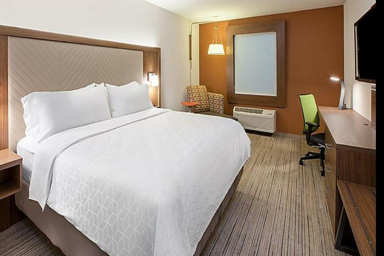 Holiday Inn Express & Suites - Grand Rapids Airport - South By Ihg Екстер'єр фото