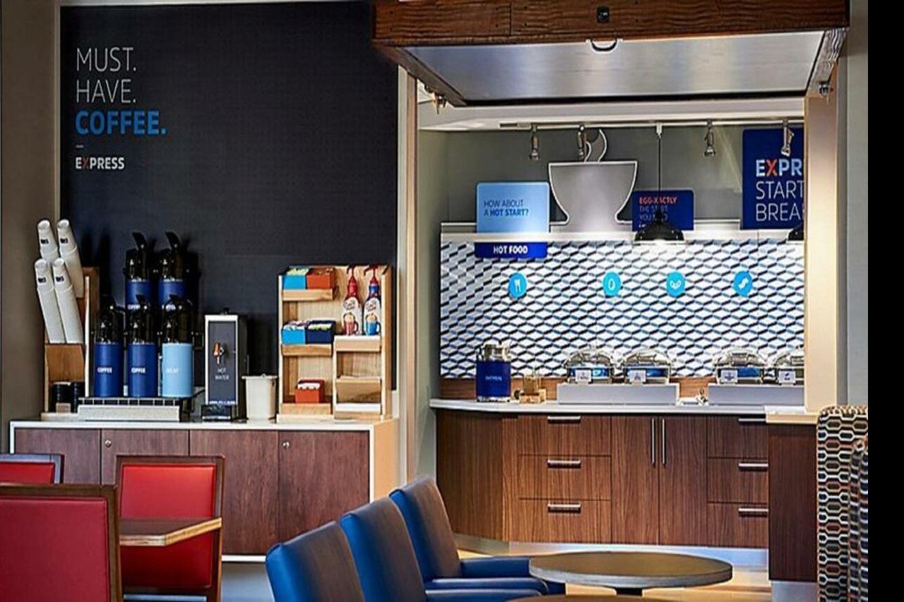 Holiday Inn Express & Suites - Grand Rapids Airport - South By Ihg Екстер'єр фото