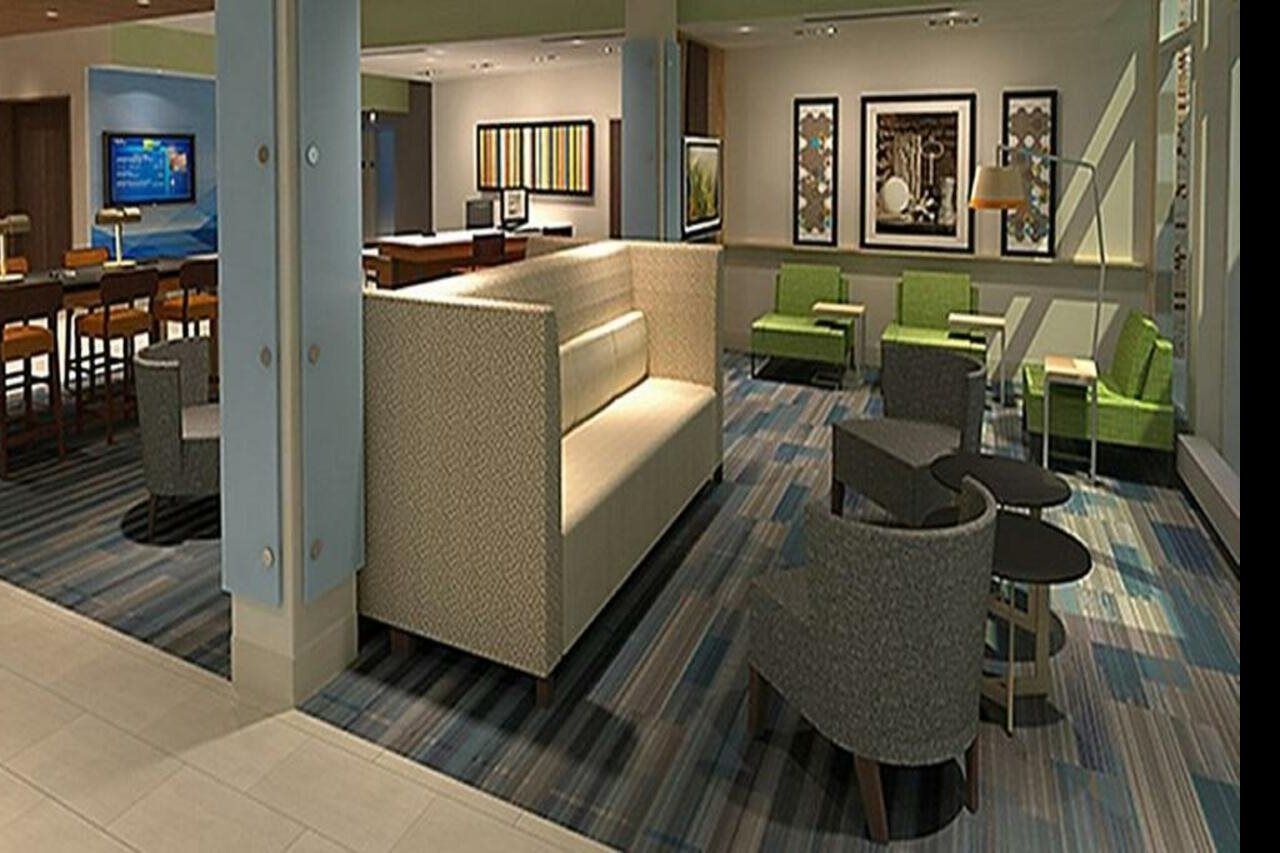 Holiday Inn Express & Suites - Grand Rapids Airport - South By Ihg Екстер'єр фото